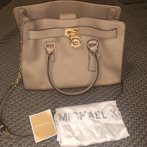 Michael Kors large Hamilton purse / satchel